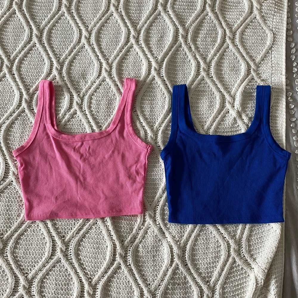 bundle of blue and pink crop tops